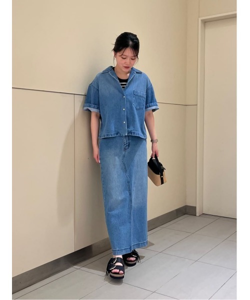 allureville(アルアバイル)の「デニムボクシーシャツ(シャツ/ブラウス・レディース・ライトブルー・2)」の9枚目の写真