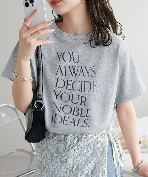 DISCOAT(ディスコート)の「【WEB限定】ALWAYSコンパクトTシャツ(Tシャツ/カットソー・レディース・ネイビー/ホワイト/グレイッシュベージュ/アイボリー/カーキ/グレー/ブラック・MEDIUM)」の4枚目の写真