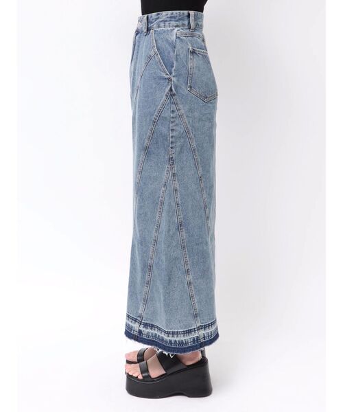 MURUA（ムルーア）の「パターンデザインデニムロングスカート（デニムスカート・レディース・ブラック/ブルー・1/2）」の18枚目の写真