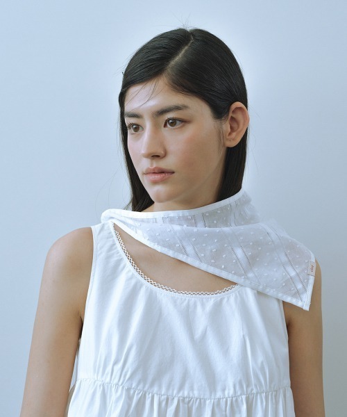 clor(クロル)の「EYELET KERCHIEF(その他ヘアアクセサリー・レディース・ホワイト・FREE)」の7枚目の写真