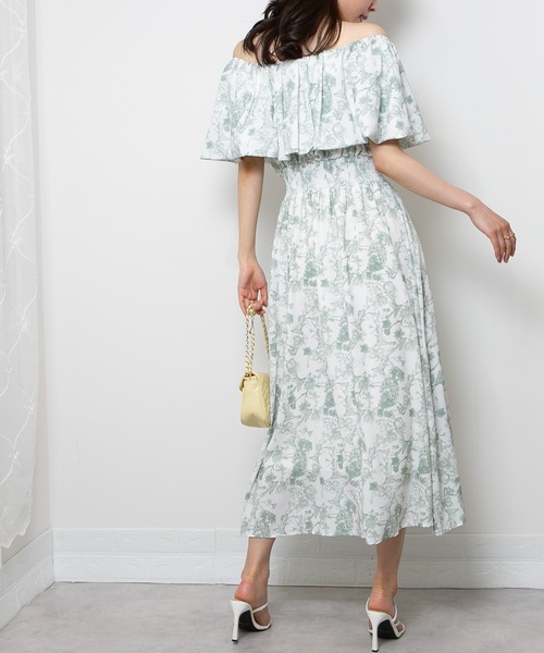 ❗️希少❗️店舗限定品♪バーバリー ♪バルーンワンピース♪オフショルワンピース♪ qumerry.（キュメリ）の「オーバースリーブバルーンワンピース