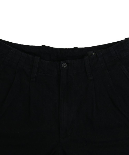 alvana(アルヴァナ)の「【alvana】NATURAL TWILL SHORT PANTS / インクブラック [ALV(その他パンツ・メンズ・ブラック・3/2)」の4枚目の写真