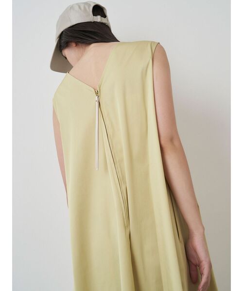 ELENDEEK（エレンディーク）の「テントシルエットワンピース（ワンピース・レディース・イエロー/ネイビー/アイボリー・01/02）」の21枚目の写真