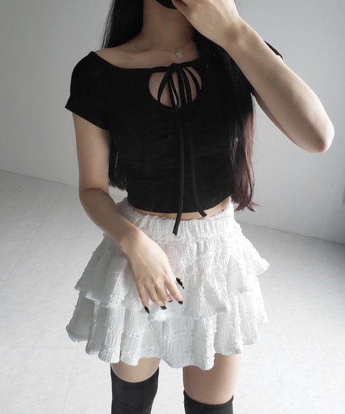 me+em select(ミームセレクト)の「※※【 3color 】カットアウトストラップリボンショートチビTシャツ / cutout strap ribbon short chibi T-shirt(Tシャツ/カットソー・レディース・ホワイト/チャコール/ブラック・FREE)」の15枚目の写真