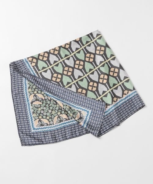 JEANASIS（ジーナシス）の「オオバンガラスカーフ/497073（バンダナ/スカーフ・レディース・グリーン系その他/レッド系その他・FREE）」の13枚目の写真