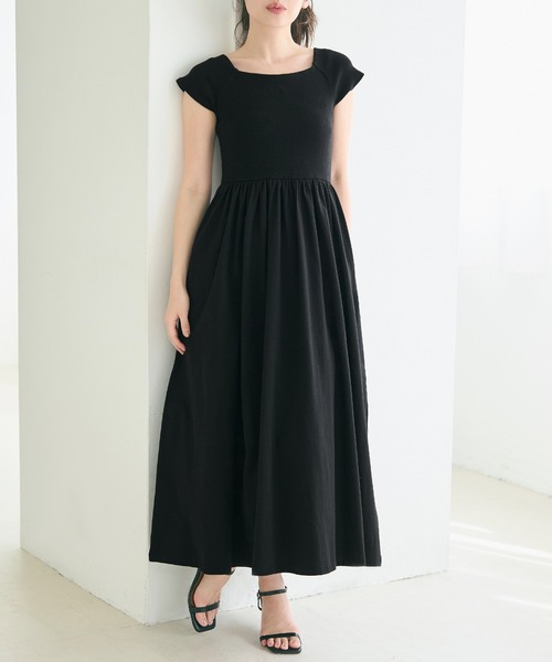 coca(coca)(コカ)の「オフショルダーワンピース(ワンピース・レディース・ネイビー/ブラック・L/M/S)」の1枚目の写真