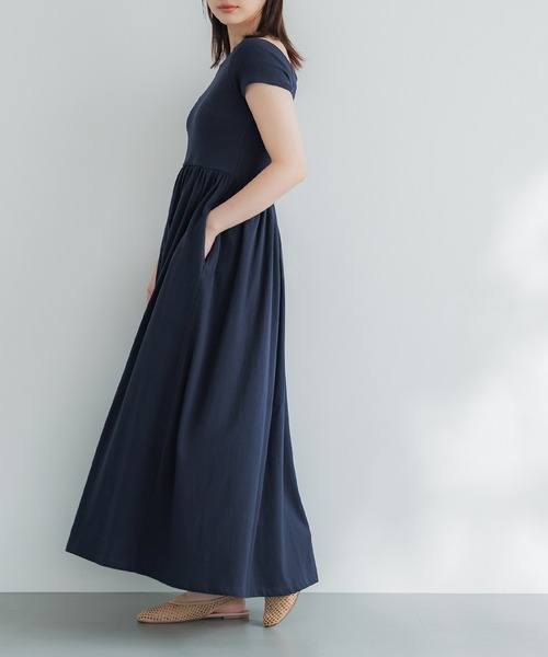 coca(coca)(コカ)の「オフショルダーワンピース(ワンピース・レディース・ネイビー/ブラック・L/M/S)」の19枚目の写真