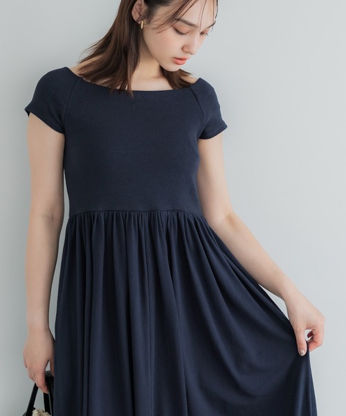 coca(coca)(コカ)の「オフショルダーワンピース(ワンピース・レディース・ネイビー/ブラック・L/M/S)」の20枚目の写真