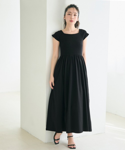 coca(coca)(コカ)の「オフショルダーワンピース(ワンピース・レディース・ネイビー/ブラック・L/M/S)」の4枚目の写真