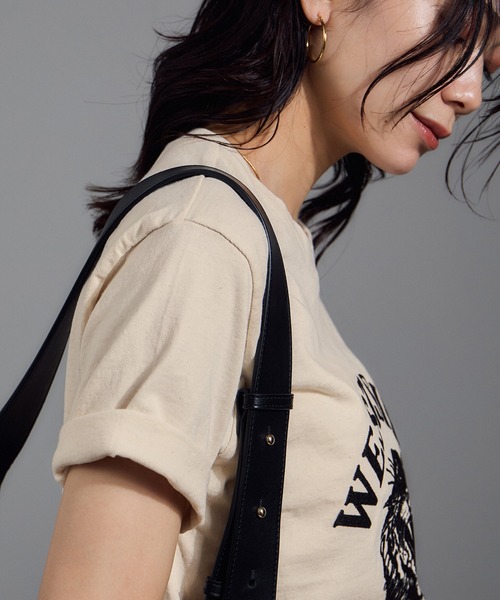 MIXTA（ミクスタ）の「【MIXTA(ミクスタ)】TABBY CAT CREWNECK T-SHIRTS/クルーネックTシャツ（Tシャツ/カットソー・レディース・ブラック系その他/ホワイト系その他5・S）」の6枚目の写真