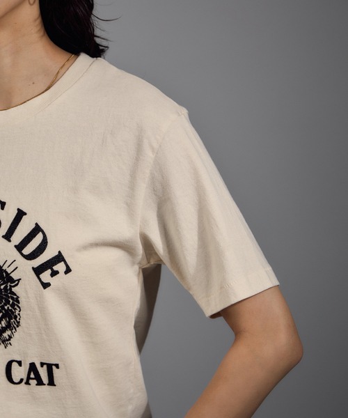 MIXTA（ミクスタ）の「【MIXTA(ミクスタ)】TABBY CAT CREWNECK T-SHIRTS/クルーネックTシャツ（Tシャツ/カットソー・レディース・ブラック系その他/ホワイト系その他5・S）」の12枚目の写真