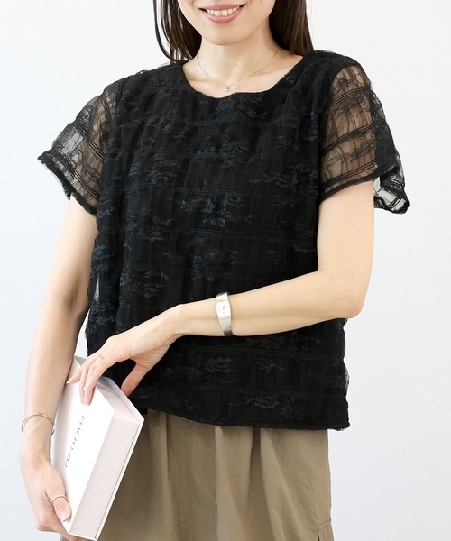 Aletta vita(アレッタビータ)の「レースレイヤードプルオーバー(Tシャツ/カットソー・レディース・ブラック/オフホワイト・M)」の7枚目の写真