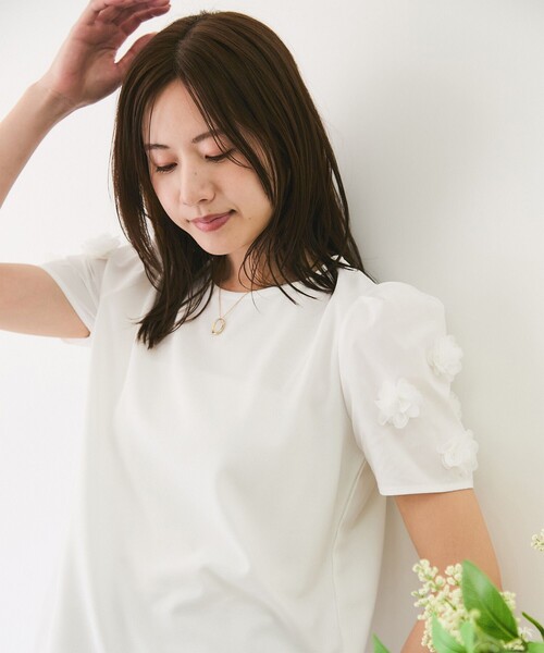 Jayro（ジャイロ）の「花モチーフ使いプルオーバー（Tシャツ/カットソー・レディース・ホワイト系その他/ブラック・M）」の18枚目の写真
