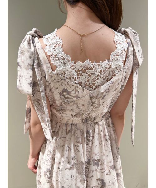 SNIDEL（スナイデル）の「デコルテレースワンピース（ワンピース