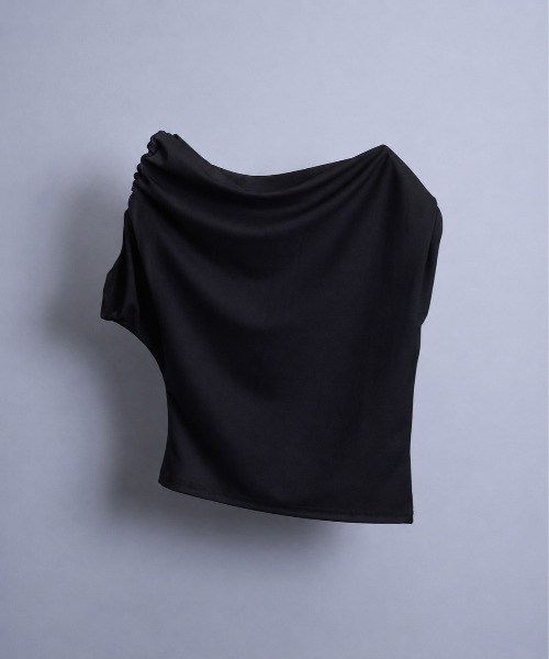 THEODORIC.dy(セオドリックディ)の「アシンメトリードレープトップス(Tシャツ/カットソー・レディース・ブラック/アイボリー/ダークベージュ・FREE)」の12枚目の写真