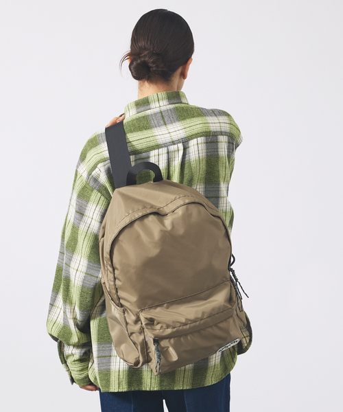 OUTDOOR PRODUCTS(アウトドアプロダクツ)の「【OUTDOOR PRODUCTS / アウトドアプロダクツ】one shoulder/ワンショルダーバックパック大/ユニセックス/251115(バックパック/リュック・メンズ・ブラック/ベージュ・フリー)」の4枚目の写真