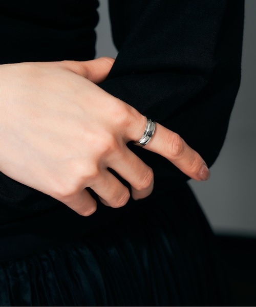 Jewel closet by L&Co.(ジュエルクローゼットバイエルアンドコー)の「プラチナ リング(リング・レディース・プラチナム・15号/13号/11号)」の2枚目の写真