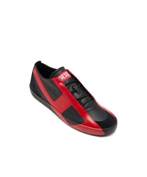 DIESEL(ディーゼル)の「メンズ スニーカー SLANTE-D S-SLANTE-D LOW(スニーカー・メンズ・ブラック×レッド/ホワイト×レッド/グレー系その他/ブラック×ブラック・42/43/44/41/40)」の14枚目の写真