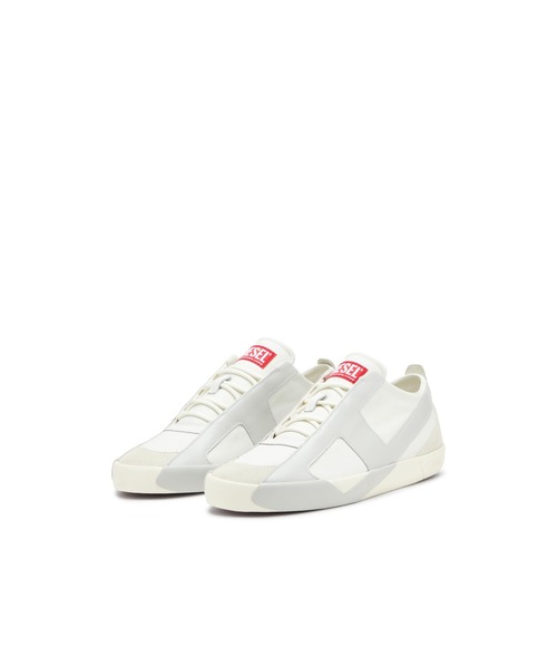 DIESEL(ディーゼル)の「メンズ スニーカー SLANTE-D S-SLANTE-D LOW(スニーカー・メンズ・ブラック×レッド/ホワイト×レッド/グレー系その他/ブラック×ブラック・42/43/44/41/40)」の21枚目の写真
