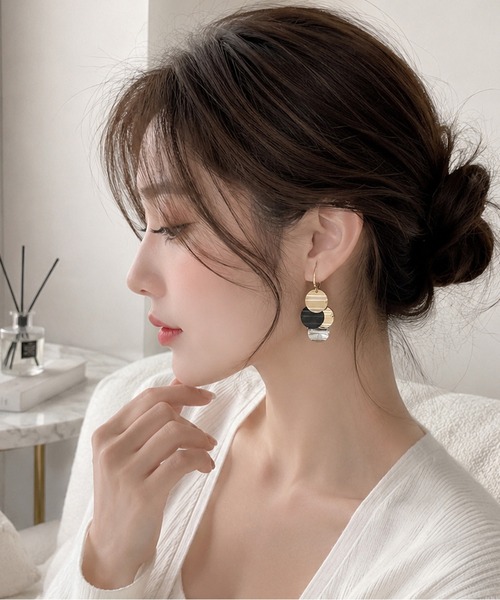 NOLITA LABORATORY(ノリータラボラトリー)の「【 NOLITA / ノリータ 】 3カラーMIX メタリック フープピアス(ピアス(両耳用)・レディース・ゴールド・FREE)」の6枚目の写真