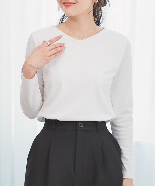 GLACIER lusso（グラシアルッソ）の「ノンステッチＶネックＴ（Tシャツ/カットソー・レディース・モカ/ホワイト/ブルーグリーン/ブラック・S/M/LL/L）」の2枚目の写真