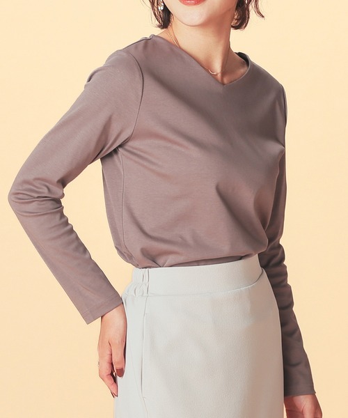 GLACIER lusso（グラシアルッソ）の「ノンステッチＶネックＴ（Tシャツ/カットソー・レディース・モカ/ホワイト/ブルーグリーン/ブラック・S/M/LL/L）」の3枚目の写真