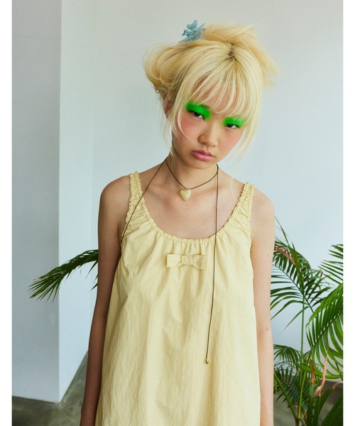 Little sunny bite(リトルサニーバイト)の「nylon mini dress(ワンピース・レディース・ホワイト/イエロー/ブラック・MEDIUM/SMALL)」の15枚目の写真