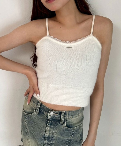 OLIVE des OLIVE（オリーブデオリーブ）の「胸レースニットキャミ（キャミソール・レディース・オフホワイト/サックスブルー/ブラック/ピンク・FREE）」の2枚目の写真