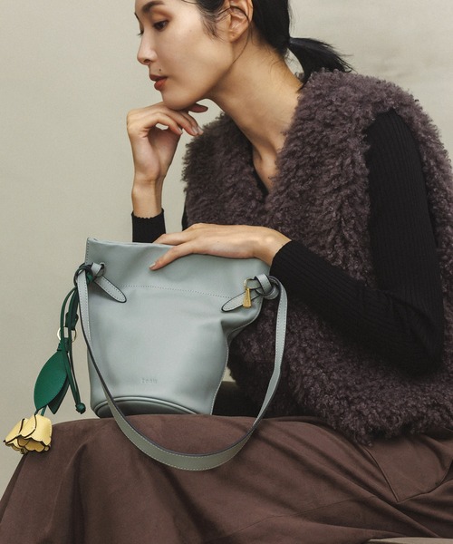 ROPE'(ロペ)の「【teau・牛革・マルチWAY】panier vine shoulder bag/持ち手長さ調整可能(ハンドバッグ・レディース・キャメル/ピンク/グレー/イエロー/ブラック・FREE)」の3枚目の写真