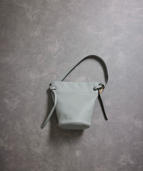 ROPE'(ロペ)の「【teau・牛革・マルチWAY】panier vine shoulder bag/持ち手長さ調整可能(ハンドバッグ・レディース・キャメル/ピンク/グレー/イエロー/ブラック・FREE)」の6枚目の写真