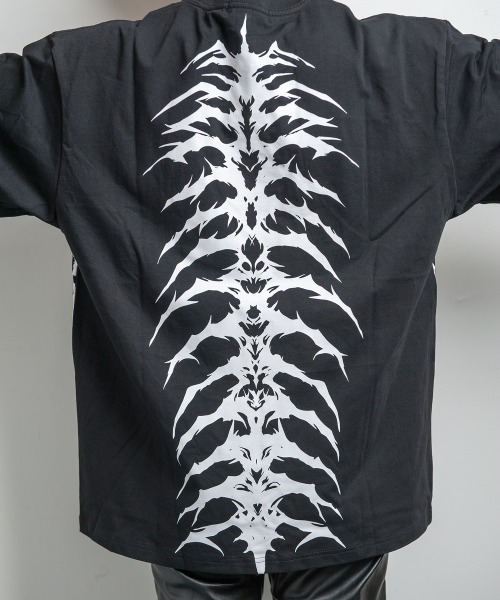 BACKSTAGE PASS(バックステージパス)の「CRIMSON GHOST LS(クリムゾン ゴースト LS)ビッグシルエット クルーネック プリント ロンT(Tシャツ/カットソー・メンズ・ブラック/ダークグレー/ホワイト系その他・FREE)」の15枚目の写真