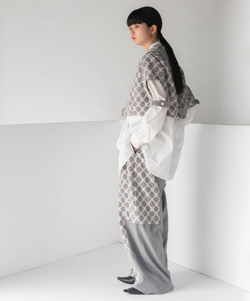 mintdesigns(ミントデザインズ)の「MIX CHECK LITTLE JACKET(ブルゾン・レディース・ホワイト/ブラック・ONESIZE)」の3枚目の写真