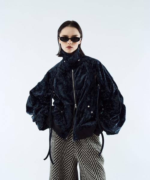 seyto(セイト)の「Crush velour gather blouson / クラッシュベロアギャザーブルゾン(ブルゾン・メンズ・ブラック/マスタード・2/1)」の21枚目の写真