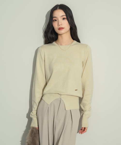 NEUNA（ヌナ）の「センタースリットニットプルオーバー（ニット/セーター・レディース・グレー/ブラック/アイボリー/レッド・FREE）」の21枚目の写真