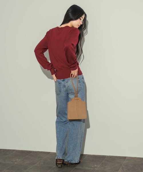 NEUNA（ヌナ）の「センタースリットニットプルオーバー（ニット/セーター・レディース・グレー/ブラック/アイボリー/レッド・FREE）」の9枚目の写真