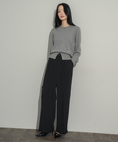 NEUNA（ヌナ）の「センタースリットニットプルオーバー（ニット/セーター・レディース・グレー/ブラック/アイボリー/レッド・FREE）」の10枚目の写真