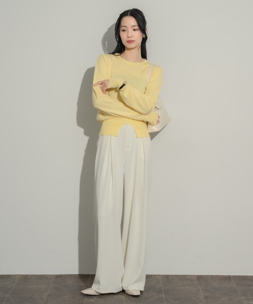 NEUNA（ヌナ）の「センタースリットニットプルオーバー（ニット/セーター・レディース・グレー/ブラック/アイボリー/レッド・FREE）」の17枚目の写真