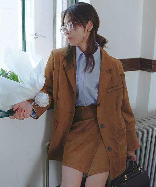 KOBE LETTUCE（コウベレタス）の「フェイクスエードジャケット（テーラードジャケット・レディース・ネイビー/キャメル/アイボリー/レッド・M）」の3枚目の写真