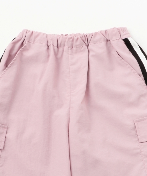 X-girl Stages(エックスガールステージス)の「【TBSドラマ フェイクマミー 着用アイテム】カーゴポケットラインパンツ(カーゴパンツ・キッズ・ピンク/ブラック/アイボリー・130cm/120cm/140cm/100cm/110cm)」の5枚目の写真