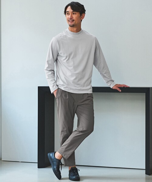 green label relaxing(グリーンレーベルリラクシング)の「【WEB限定】JUST fit デイリーモック 長袖 Tシャツ -吸水速乾・抗菌-(Tシャツ/カットソー・メンズ・ターコイズブルー系/ライム/ホワイト/ライトグレー/ブラック/ネイビー/ロイヤルブルー・M/S/XL/L)」の16枚目の写真