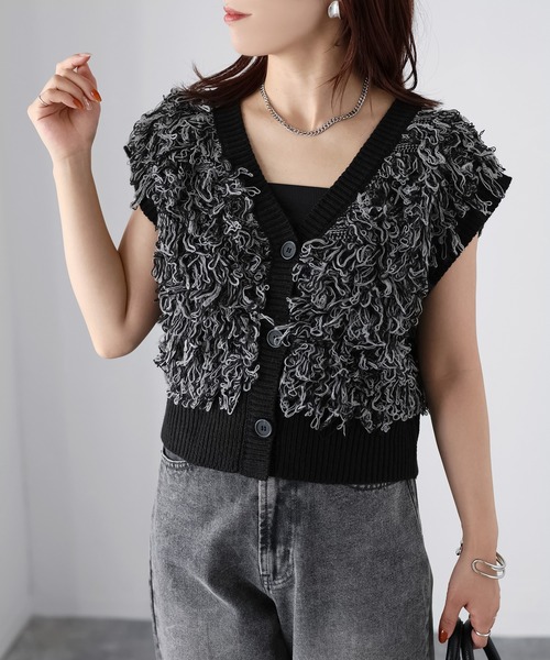 Riberry（リベリー）の「ループヤーンニットベスト（ベスト・レディース・ベージュ/オフホワイト/ブラック・FREE）」の20枚目の写真