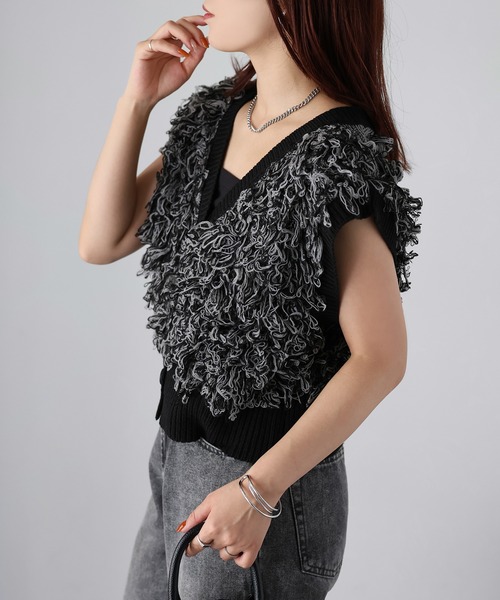 Riberry（リベリー）の「ループヤーンニットベスト（ベスト・レディース・ベージュ/オフホワイト/ブラック・FREE）」の21枚目の写真