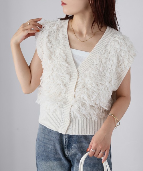 Riberry（リベリー）の「ループヤーンニットベスト（ベスト・レディース・ベージュ/オフホワイト/ブラック・FREE）」の14枚目の写真