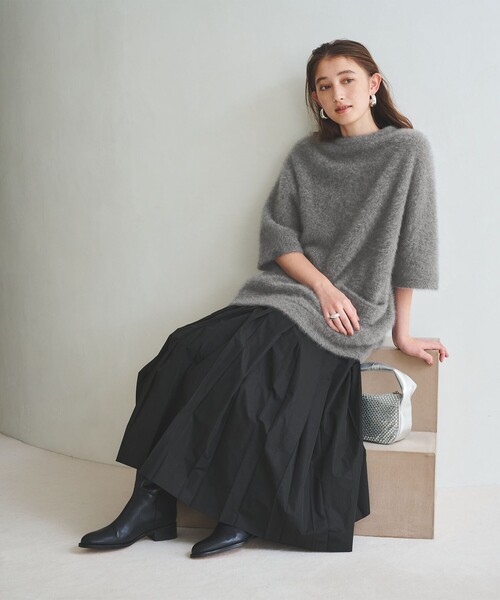 UNITED ARROWS（ユナイテッドアローズ）の「フォックスカシミヤ オーバーミドル プルオーバー（ニット/セーター・レディース・ライム/ブラック/グレー・FREE）」の10枚目の写真