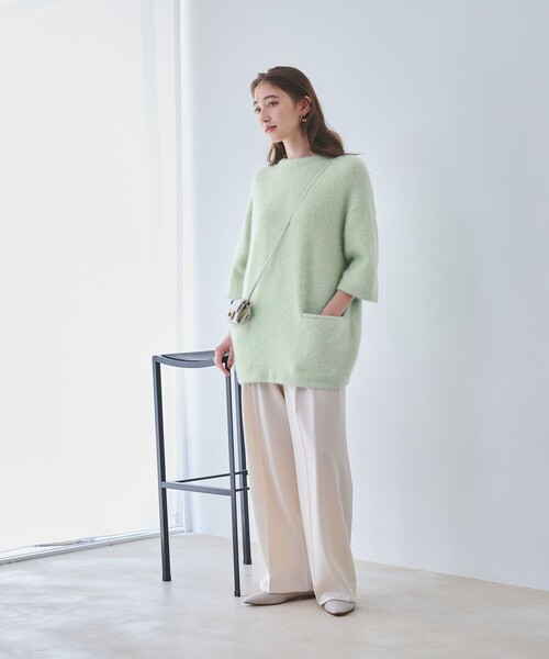 UNITED ARROWS（ユナイテッドアローズ）の「フォックスカシミヤ オーバーミドル プルオーバー（ニット/セーター・レディース・ライム/ブラック/グレー・FREE）」の14枚目の写真