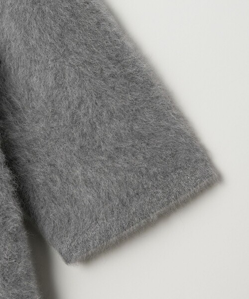 UNITED ARROWS（ユナイテッドアローズ）の「フォックスカシミヤ オーバーミドル プルオーバー（ニット/セーター・レディース・ライム/ブラック/グレー・FREE）」の20枚目の写真