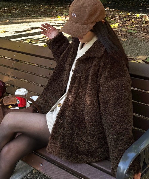 JUNOAH(ジュノア)の「2wayカラープードルファーコート(ステンカラーコート・レディース・ブラウン/ブラック/チャコール・SMALL/LARGE/MEDIUM)」の4枚目の写真