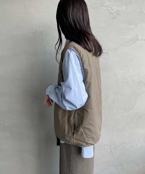 UNIVERSAL OVERALL（ユニバーサルオーバーオール）の「[UNIVERSAL OVERALL/ユニバーサルオーバーオール] 別注 リバーシブルボアベスト（ベスト・レディース・チャコールグレー/ブラック・M/L/XL）」の15枚目の写真