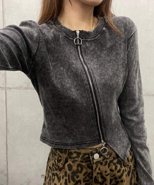 ROGER AND RAW(ロジャーアンドロウ)の「アシメジップリブ長袖トップス(Tシャツ/カットソー・レディース・ホワイト/ブラウン/スミクロ・FREE)」の5枚目の写真