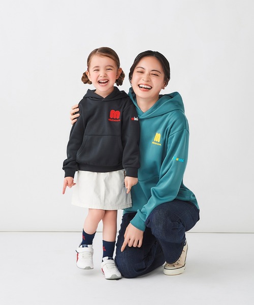 MIKI HOUSE(ミキハウス)の「【WEB限定】裏起毛ダンボールニットフーディー(大人用)(パーカー・レディース・ホワイト/ブラック/ブルー・L(175-185cm)/M(165-175cm)/S(155-165cm))」の15枚目の写真